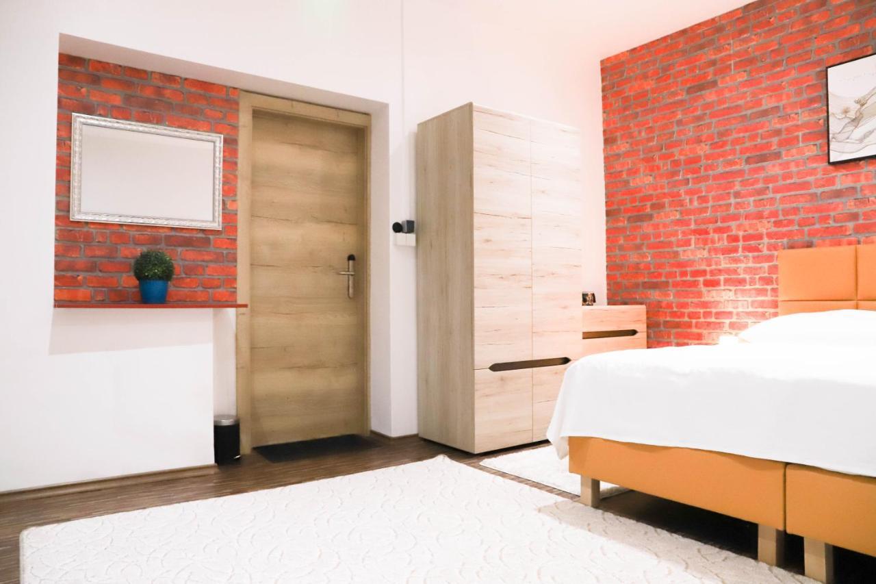 «Go West» Guest Rooms Vienna Esterno foto