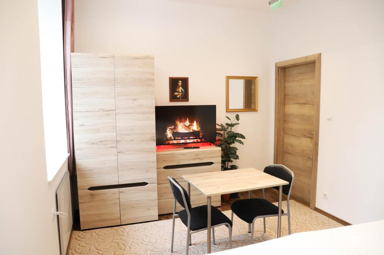 «Go West» Guest Rooms Vienna Esterno foto