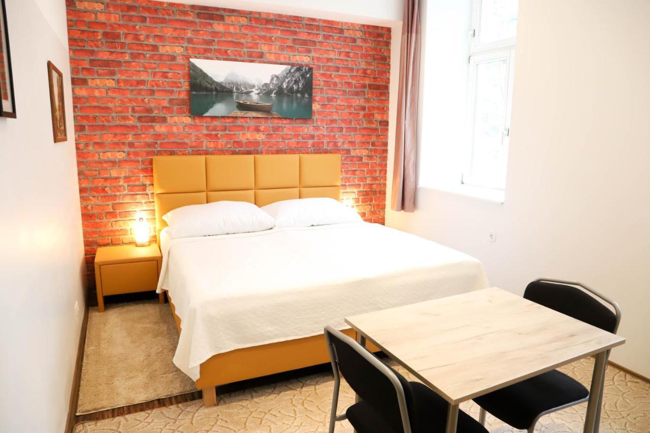 «Go West» Guest Rooms Vienna Esterno foto